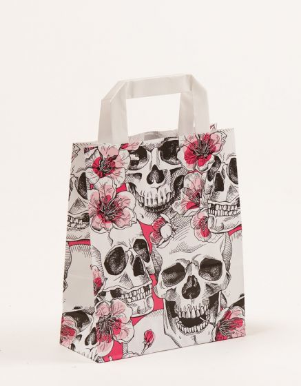 Produktbild Papiertragetaschen mit Flachhenkel -  Skulls & Fowers in der Größe 18 x 8 x 22 cm