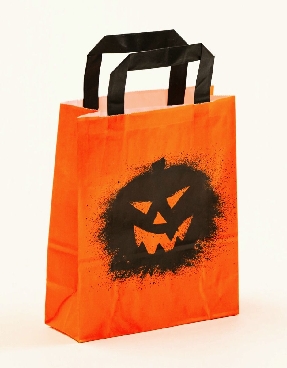 Produktbild Papiertragetaschen mit Flachhenkel - Halloween Kürbis in der Größe 18 x 8 x 22 cm