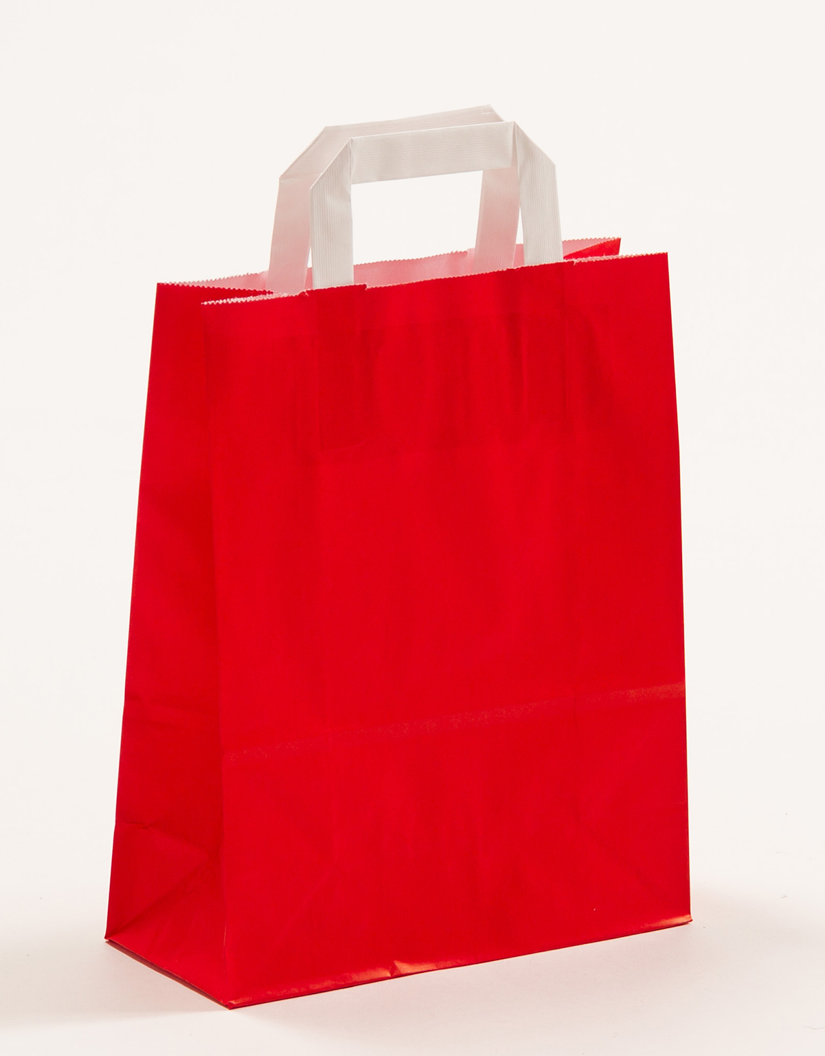Produktbild Papiertragetaschen mit Flachhenkel rot in der Größe 22 x 10 x 28 cm