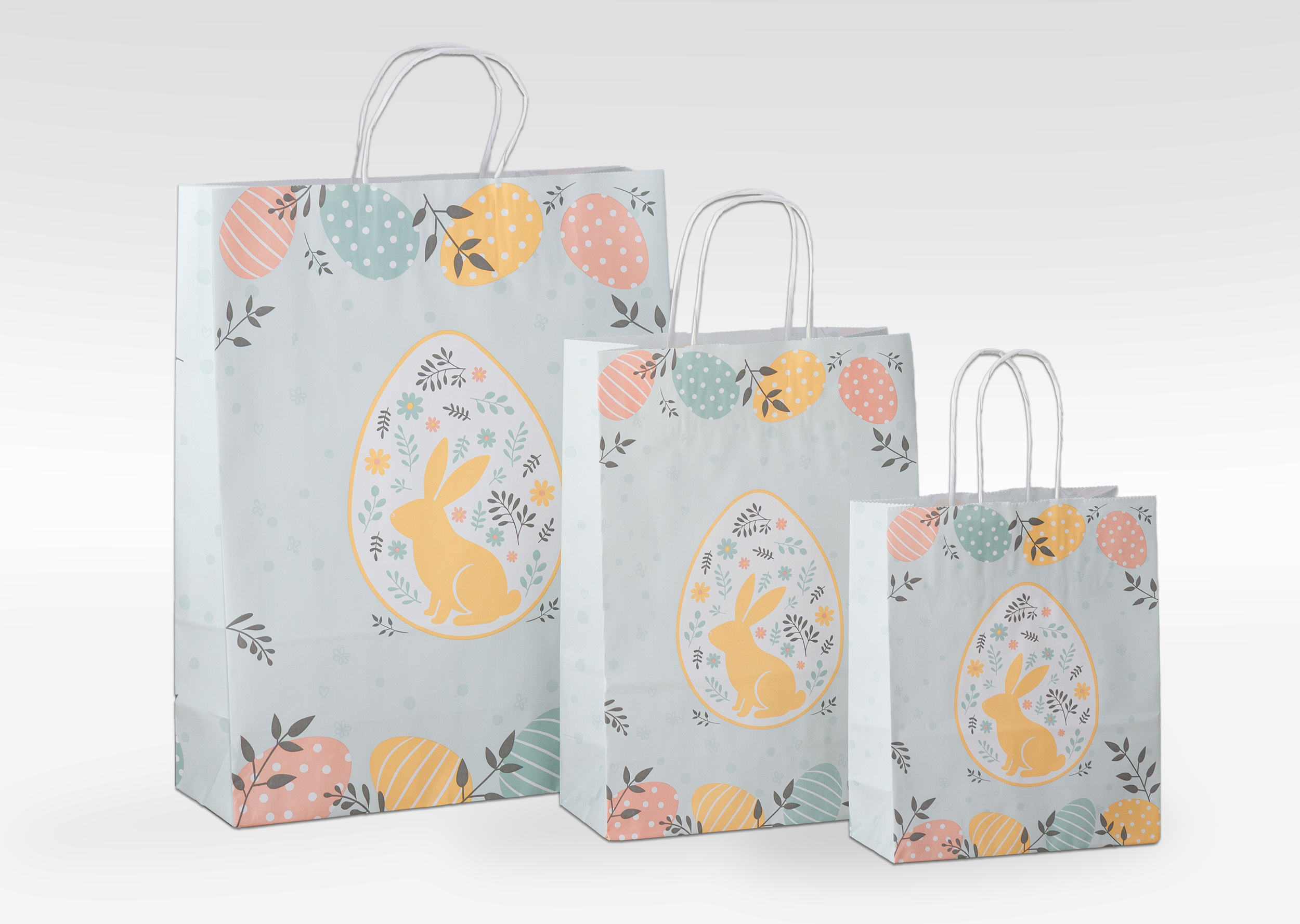 Gruppenbild Papiertragetaschen mit gedrehter Papierkordel Ostern