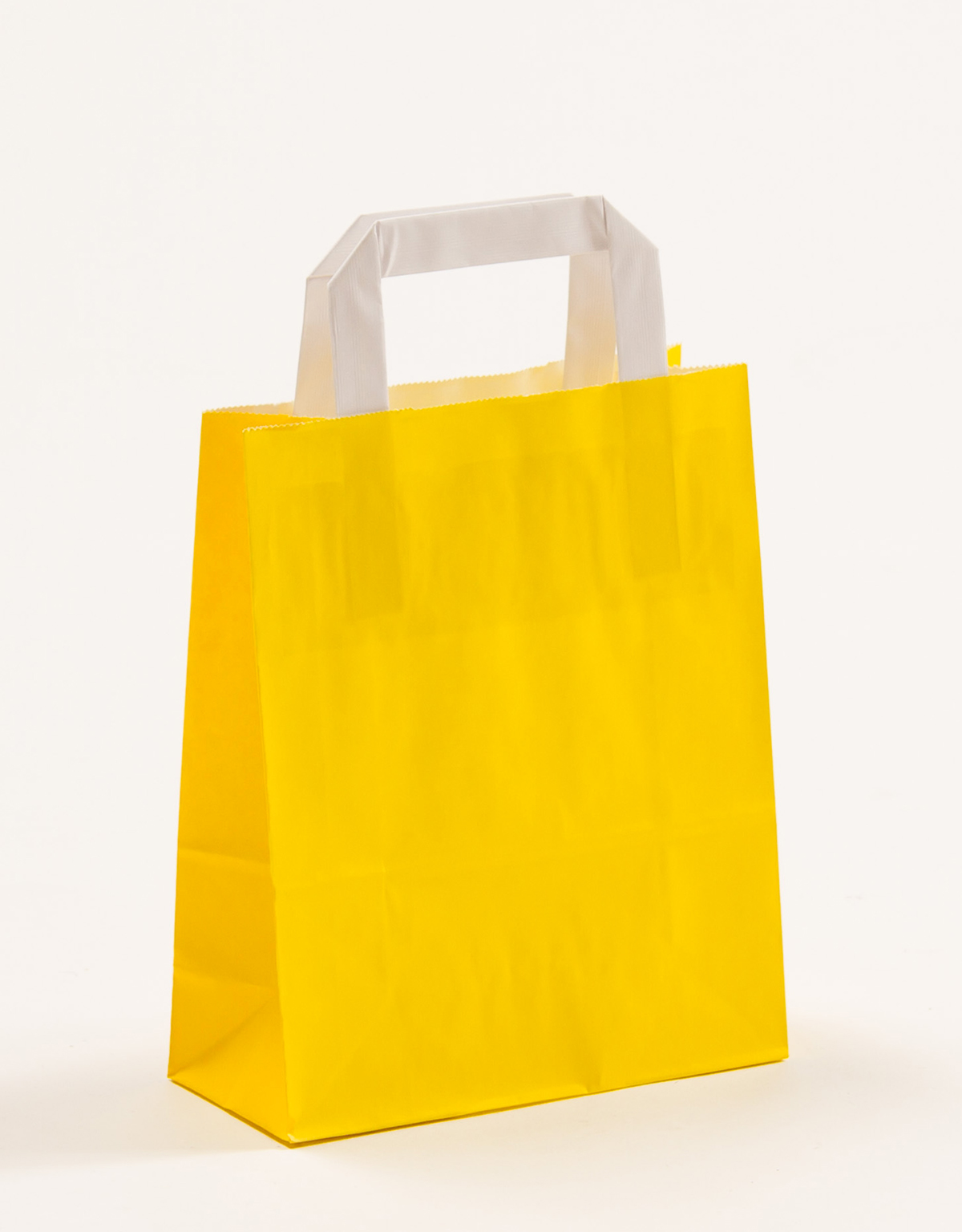 Produktbild Papiertragetaschen mit Flachhenkel gelb in der Größe 18 x 8 x 22 cm