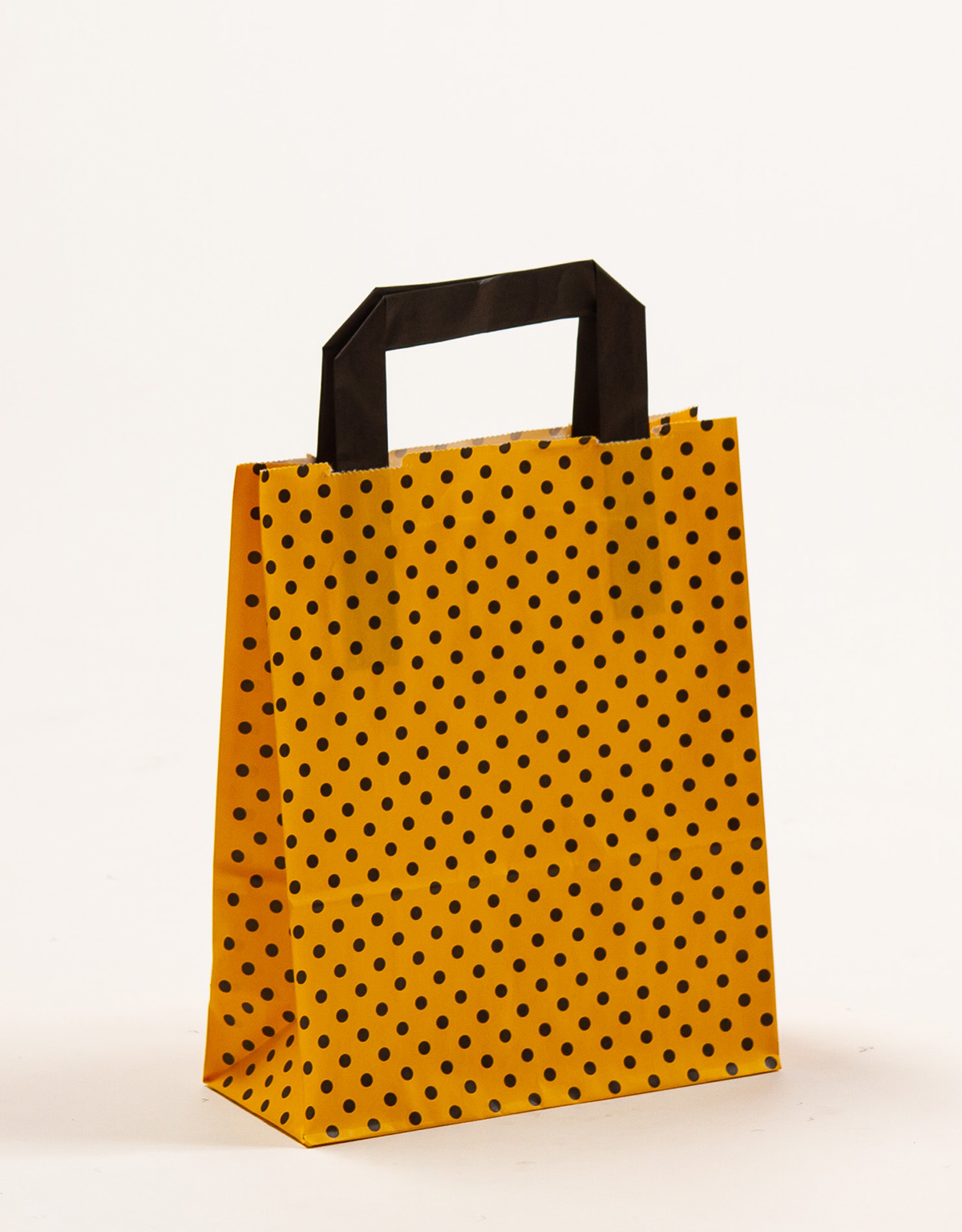Produktbild Papiertragetaschen mit Flachhenkel gelb mit schwarzen Punkten in der Größe 18 x 8 x 22 cm